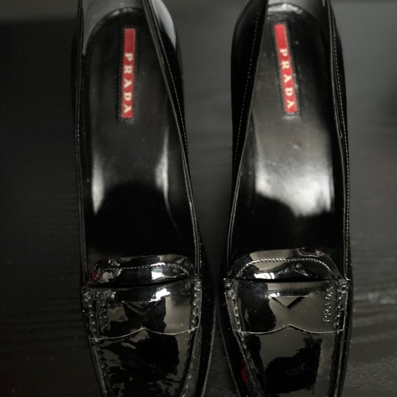 Vintage prada leather heeled loafer black - Picture 7 of 11